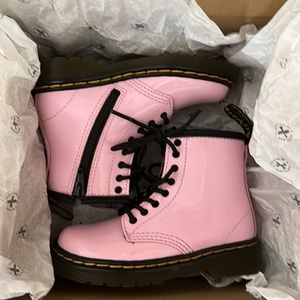 Dr. Martens Airwair